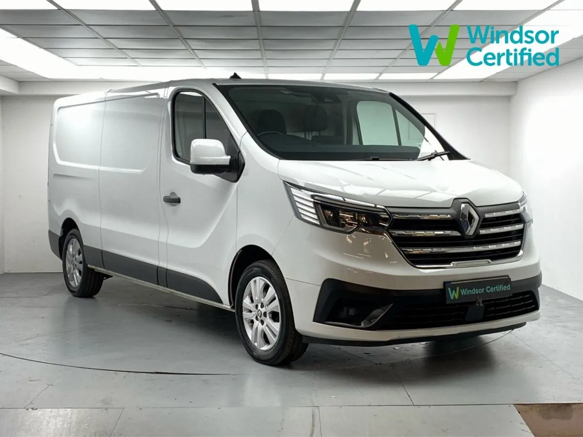 Renault Trafic LL30 150 Sport - Image 1