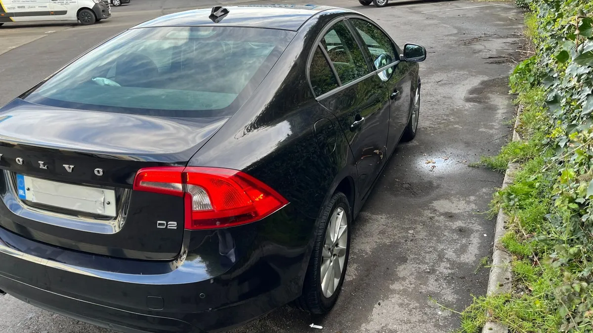 Volvo S60 1.6 Diesel Business Edition - Image 2