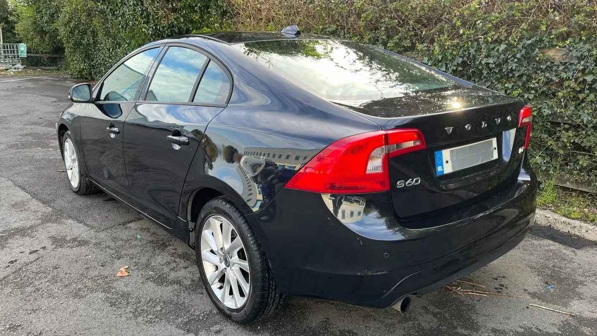 Volvo S60 1.6 Diesel Business Edition - Image 3