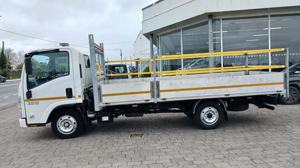 231 ISUZU GRAFTER DROPSIDE 3.5T 41K MILES - Image 2