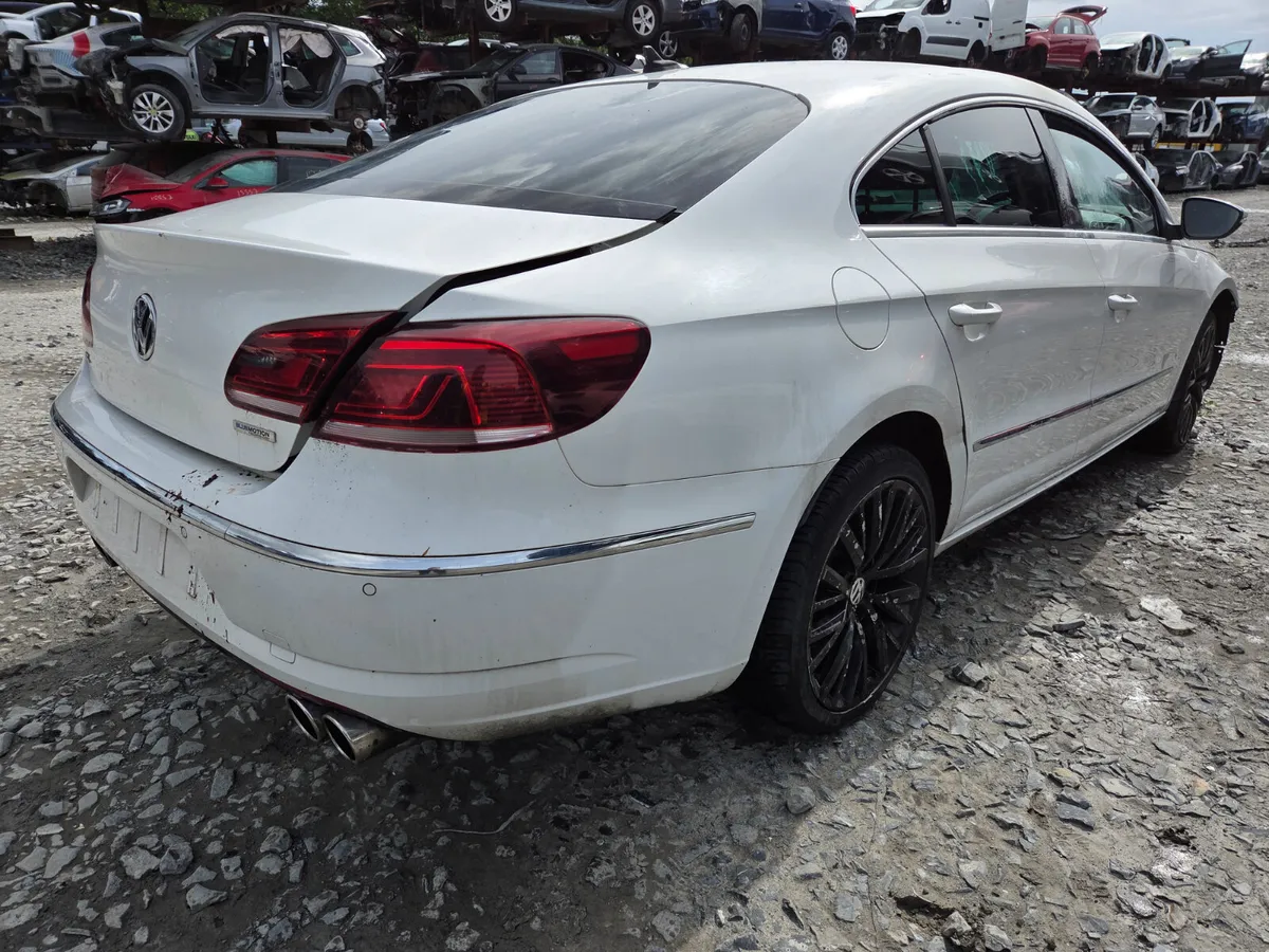 2012 Volkswagen Passat CC For Breaking/Dismantling - Image 4