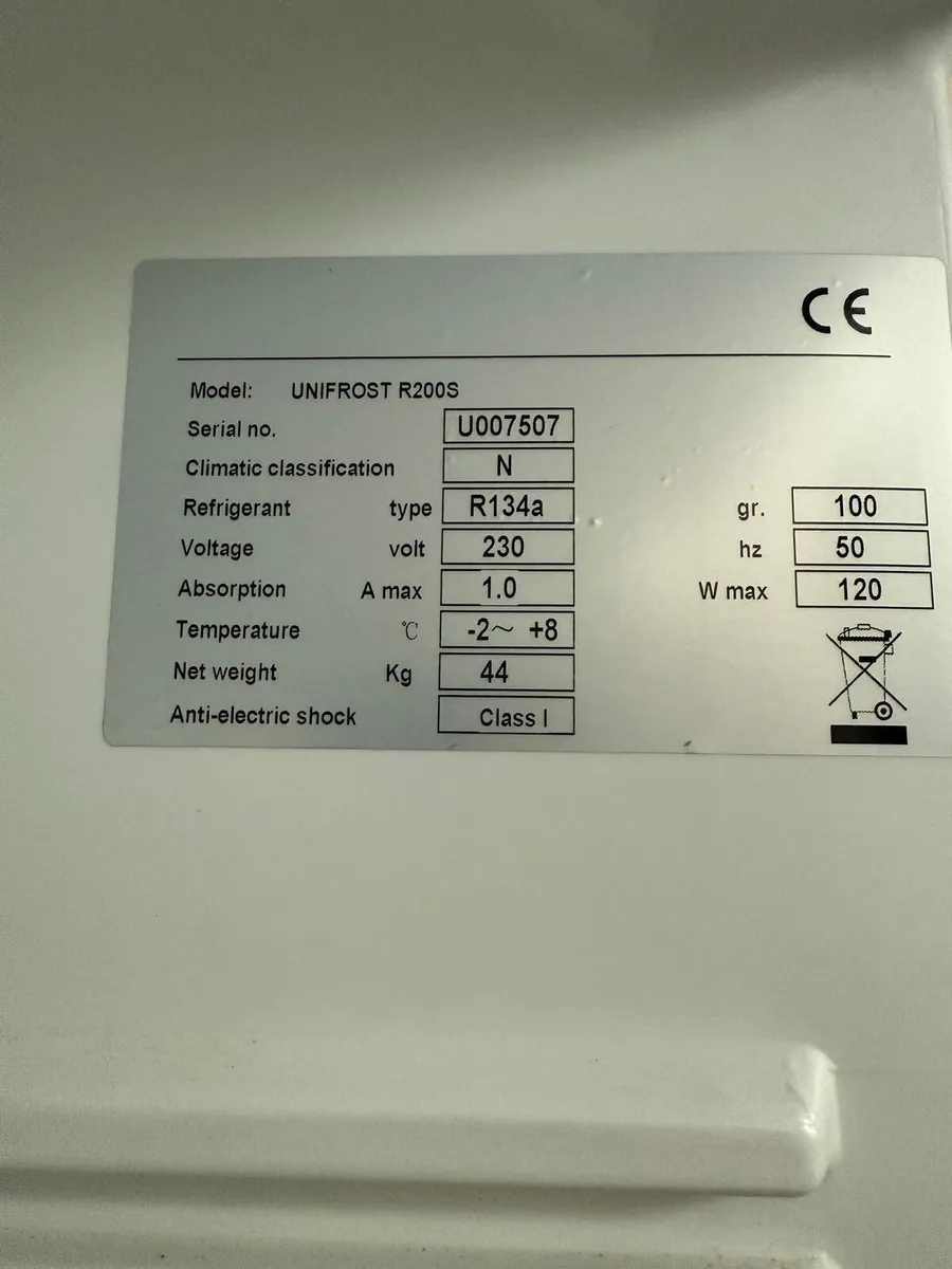 Undercounter fridge - Image 3