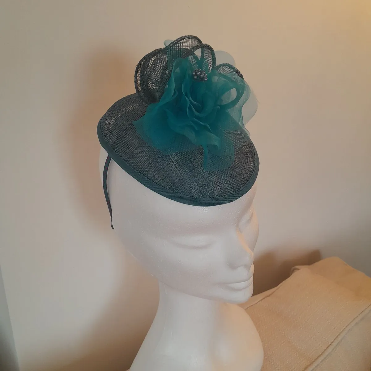 Ladies hats - Image 2