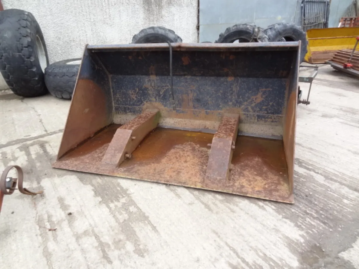 Quicke Alo Tip Bucket - Image 2