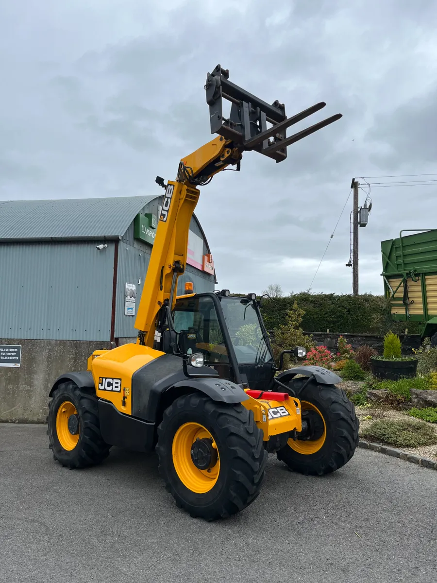 JCB 526-56 Agri Plus - Image 1