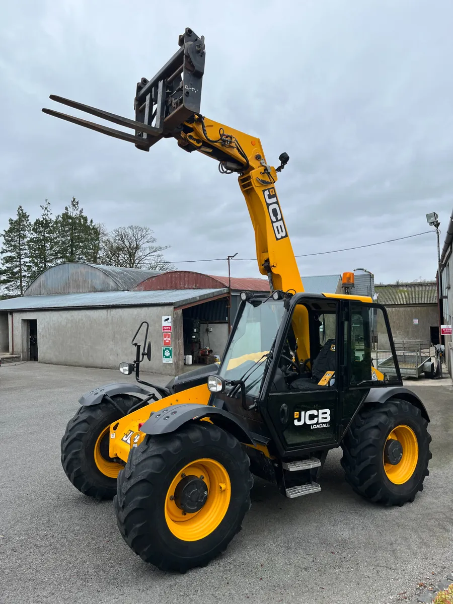 JCB 526-56 Agri Plus - Image 2