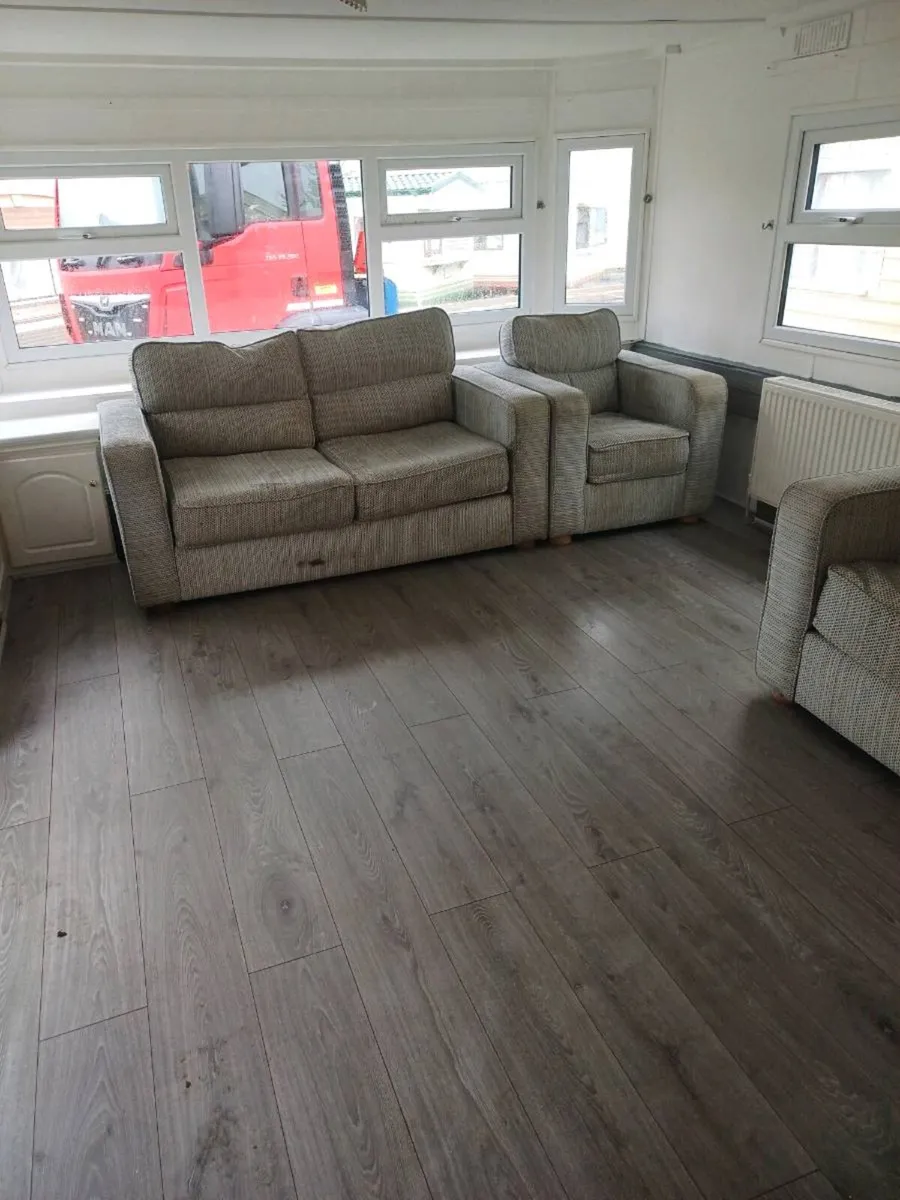 WILLERBY LEVEN DOUBLE GLAZED MOBILE HOME FOR SALE - Image 2