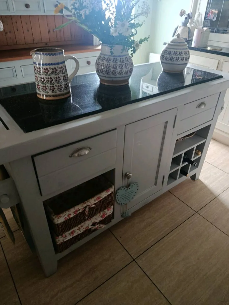 Solid kitchen island with granite top delivery arr - Image 2