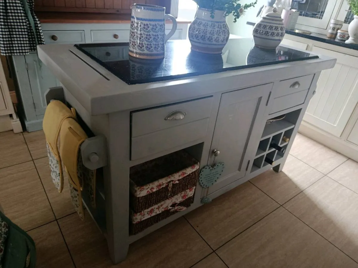 Solid kitchen island with granite top delivery arr - Image 1