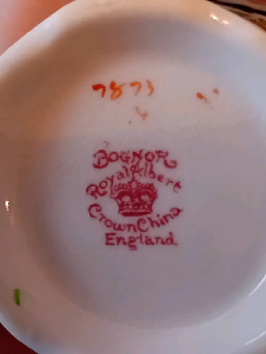 ROYAL ALBERT TEA SET - BOGNOR - Image 4