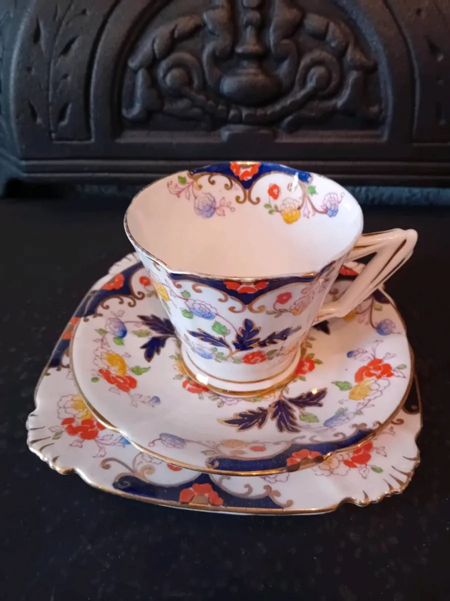 ROYAL ALBERT TEA SET - BOGNOR - Image 2