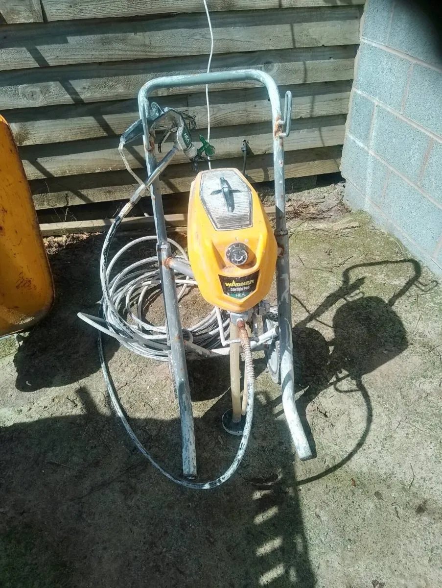Wagner airless paint sprayer €300 free delivery - Image 1