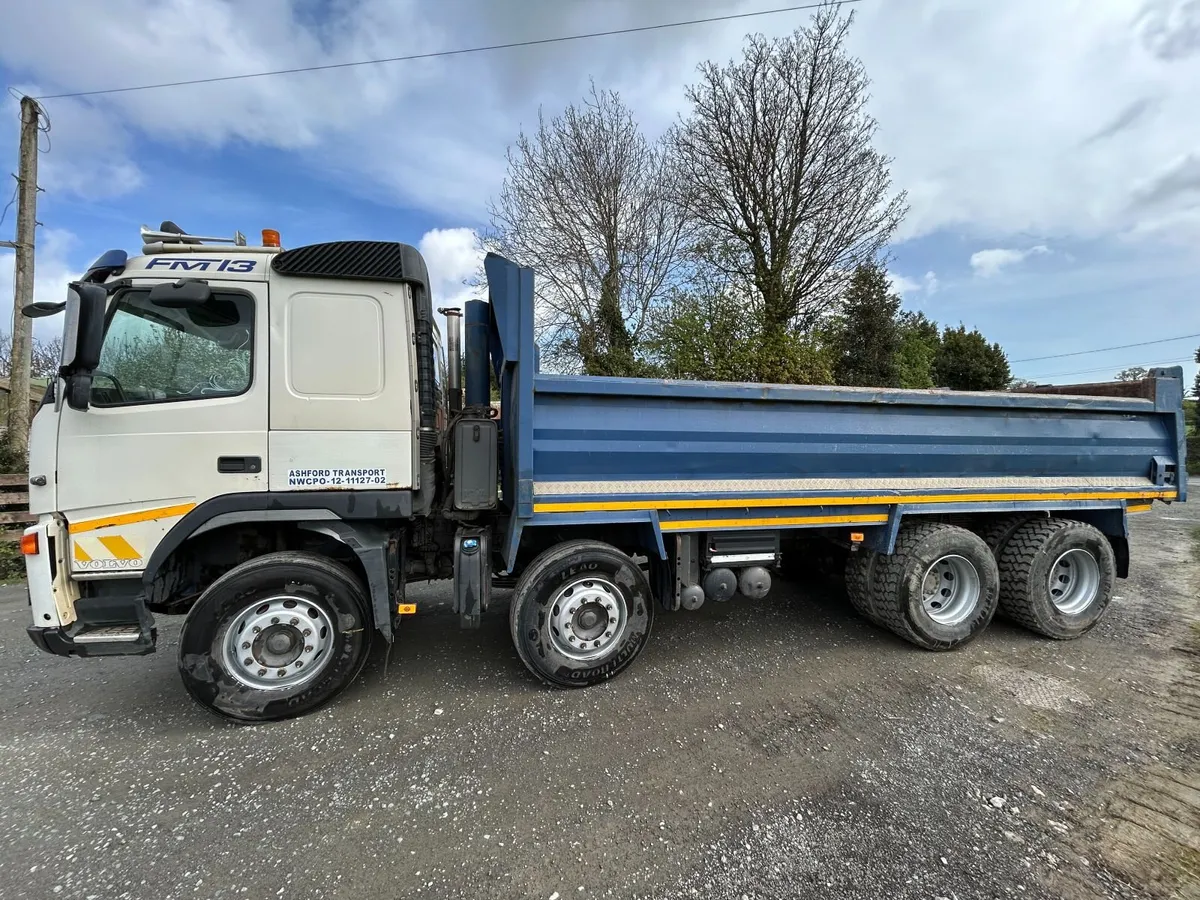 VOLVO FM400 8x4 RIGID TIPPER FOR SALE - Image 4