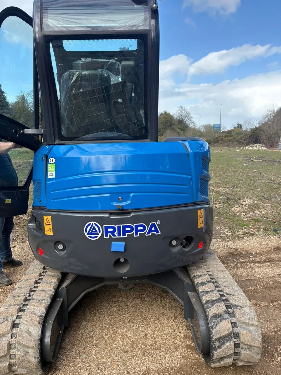 3.2 Tonne Mini Digger - Kubota - Image 2