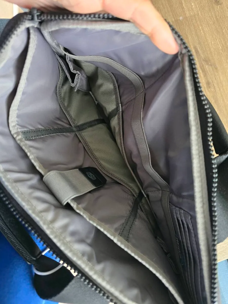 Nordace Laptop Bag - Image 4