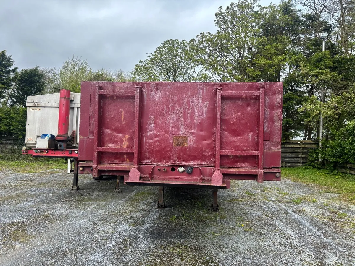 Flat Trailer and Box Trailer - Image 1