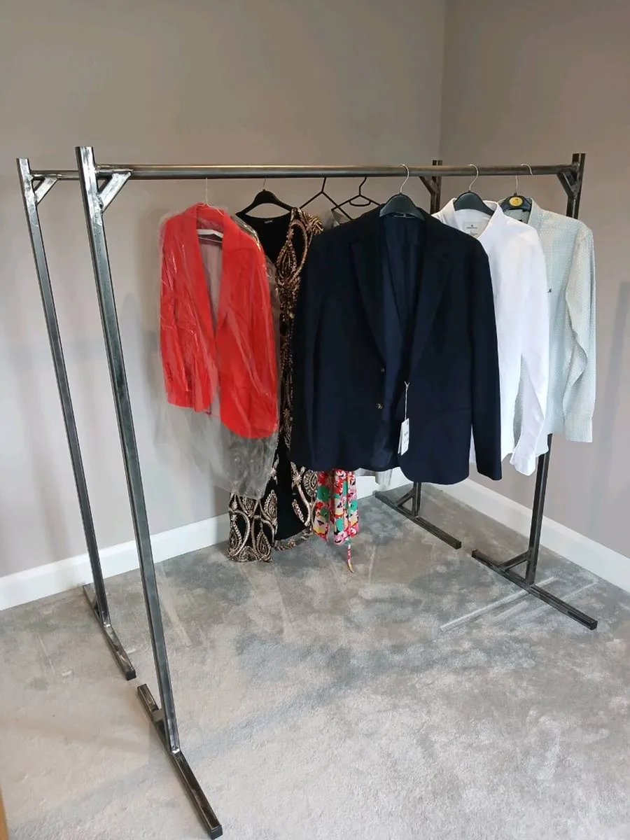 CLOTHES RAILS - Image 1