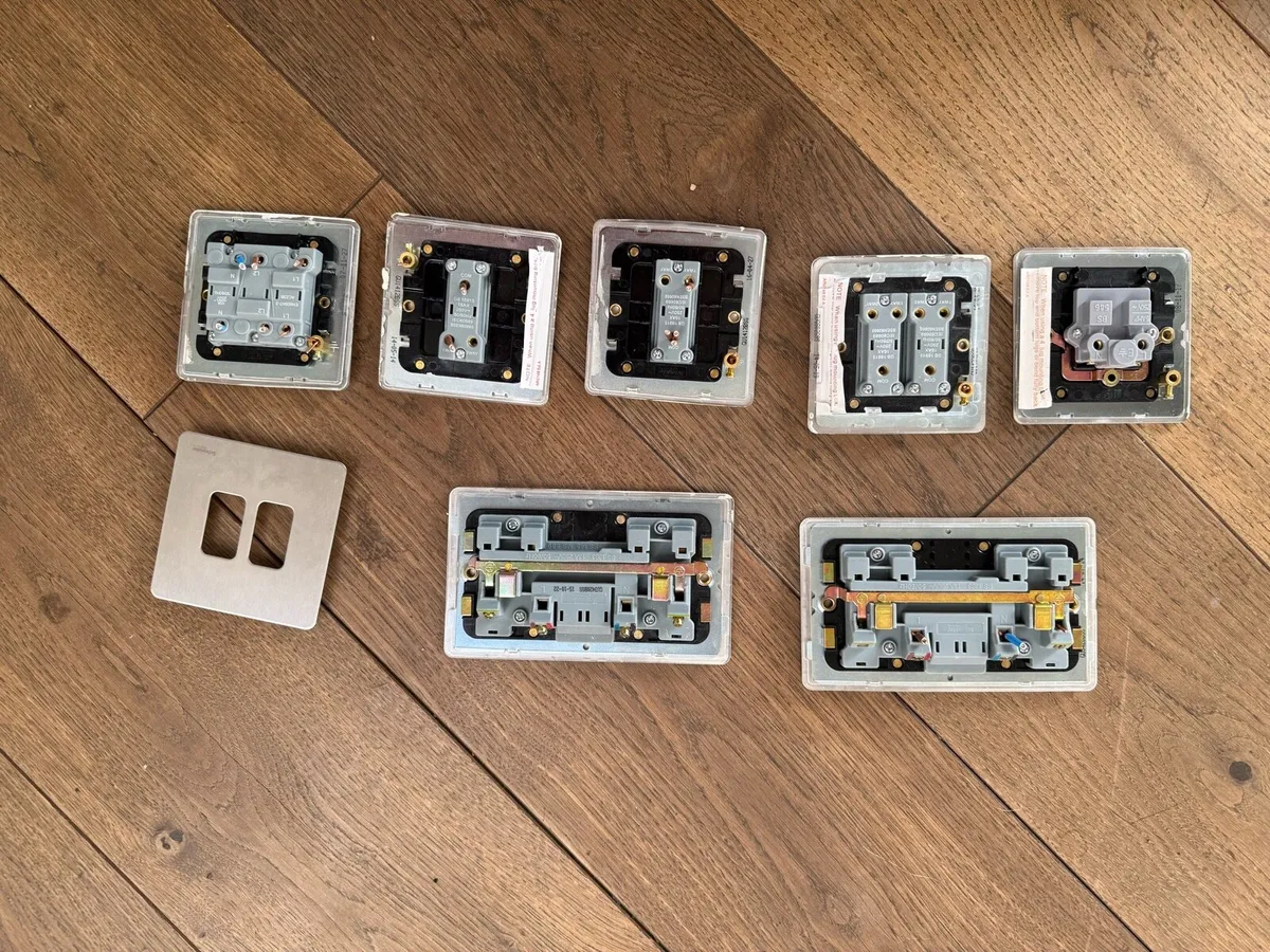 FREE - Schneider screwless chrome switches - Image 2