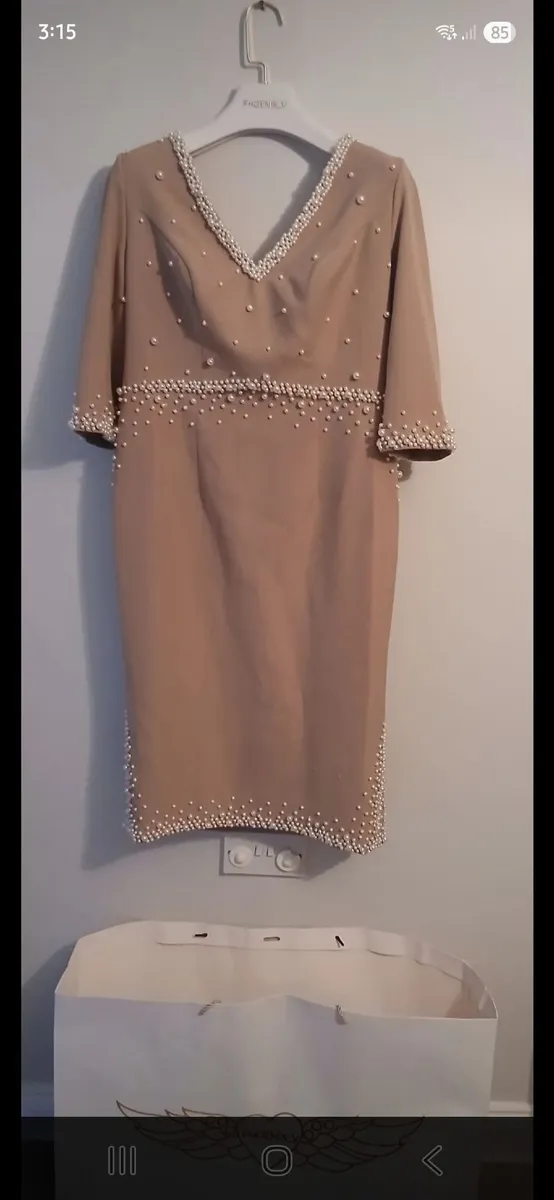 Mother of the bride - Image 2