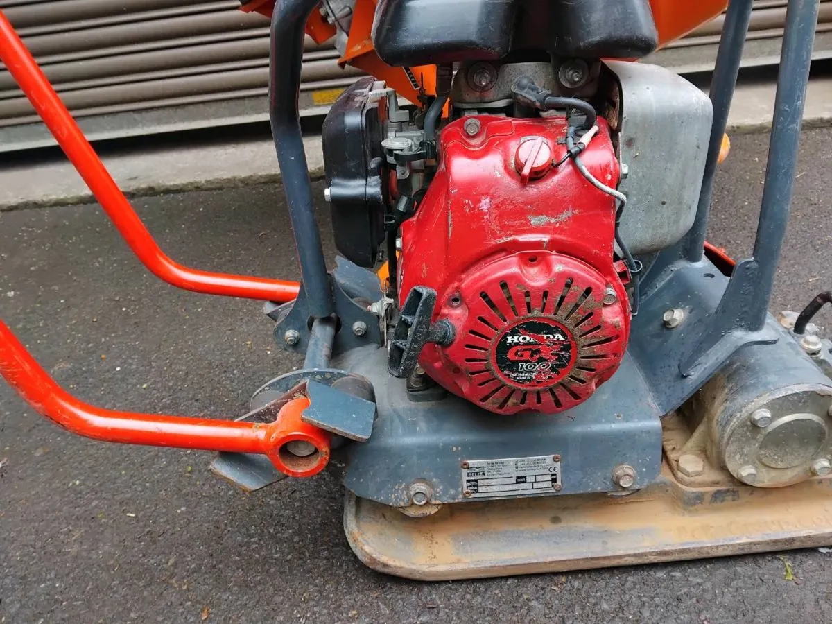 Wacker compactor plate - Image 4