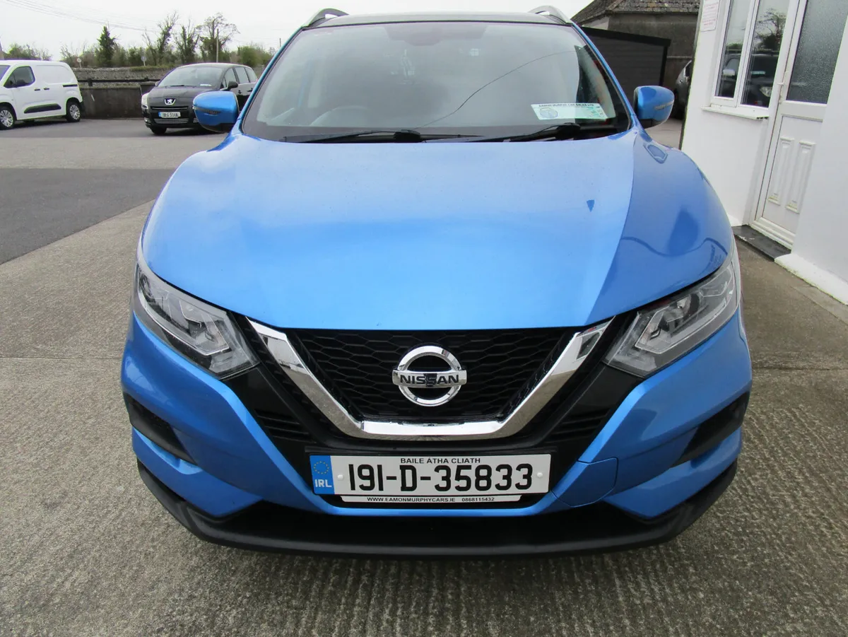 Nissan Qashqai 2019 Commercial 4x4 - Image 2