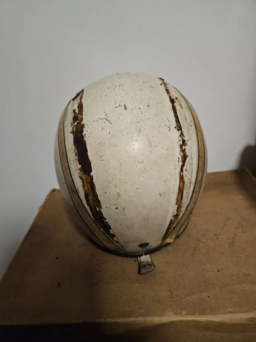 Vintage Motorbike Motor Racing Helmet - Image 4
