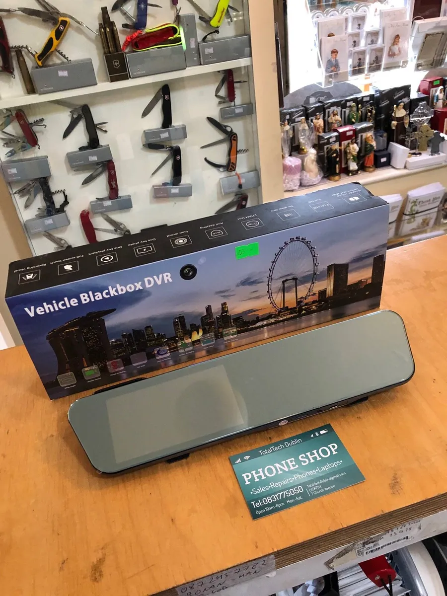 Touch Screen Mirror Dash Cam - Image 1