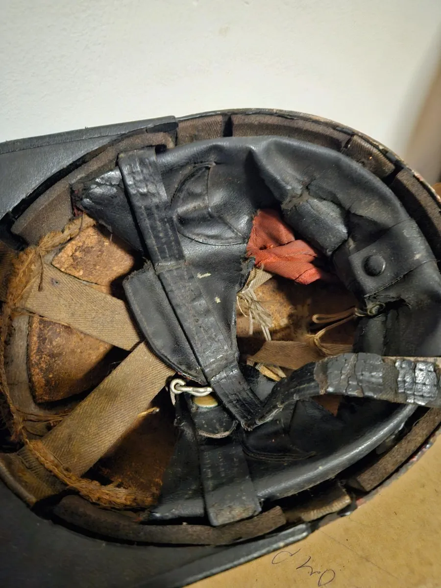 Vintage Motorbike Motor Racing Helmet - Image 2