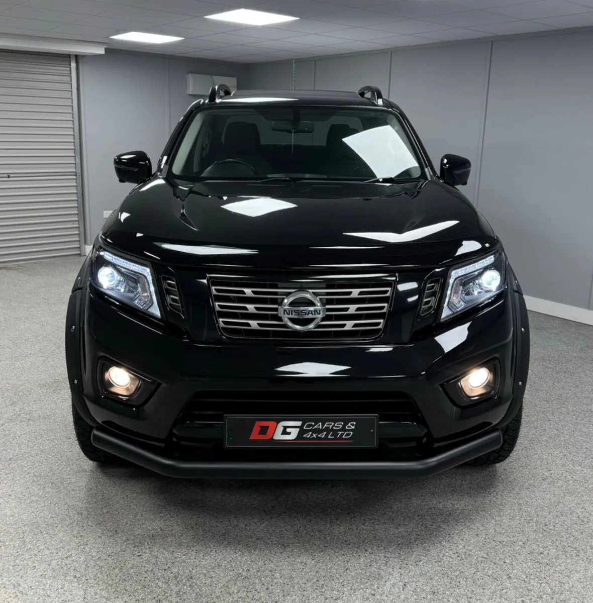 2021 Nissan Navara 2.3 DCI 190 Tekna Automatic - Image 2