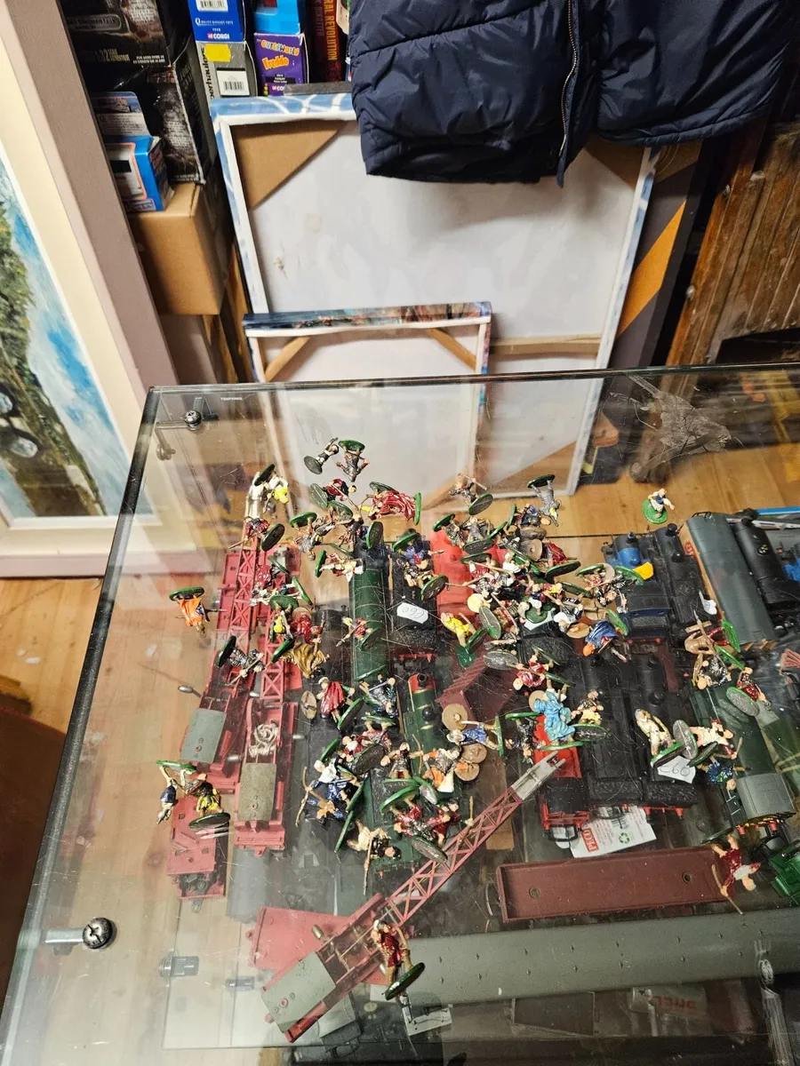 Warhammer Cast Metal Figures 70 - Image 3