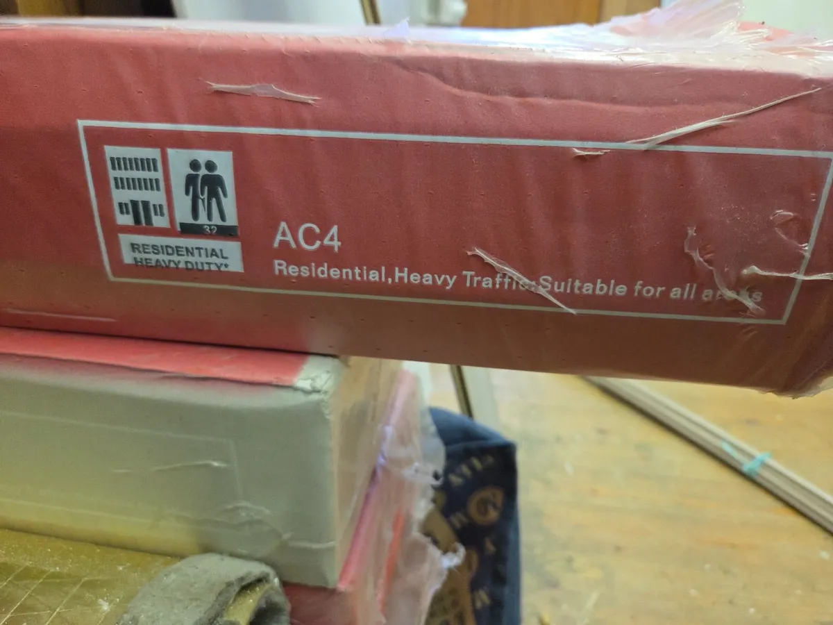 17  Sq. Yd/14m2 AC4 Laminate & Acoustic Underlay - Image 4