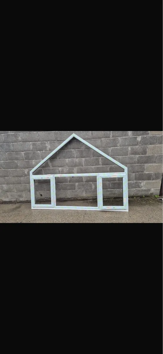 uPvc feature windows - Image 3