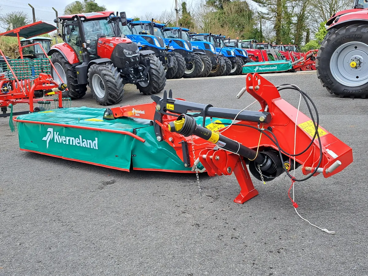 NEW KVERNELAND 2832 MOWER - Image 2