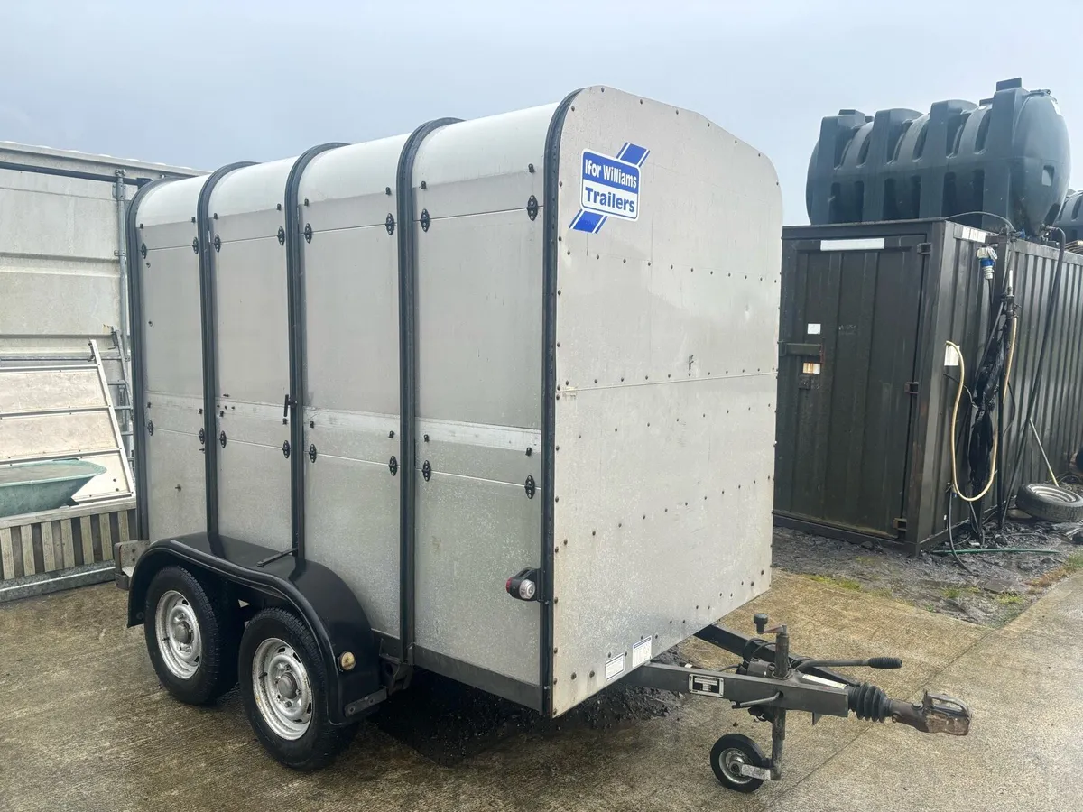 8x 5 Ivor Williams Livestock Trailer - Image 1