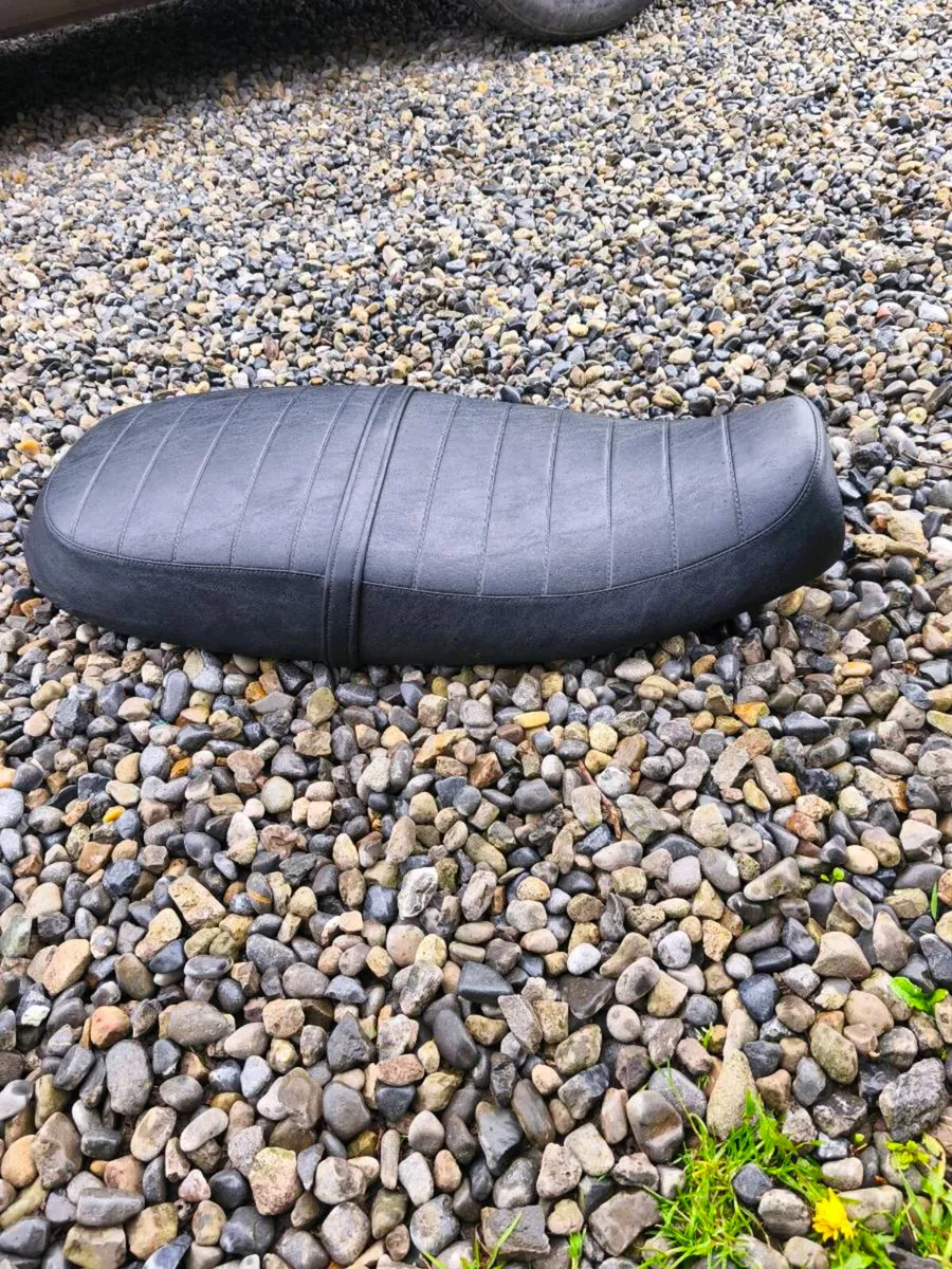 Triumph seat & tail tidy - Image 2