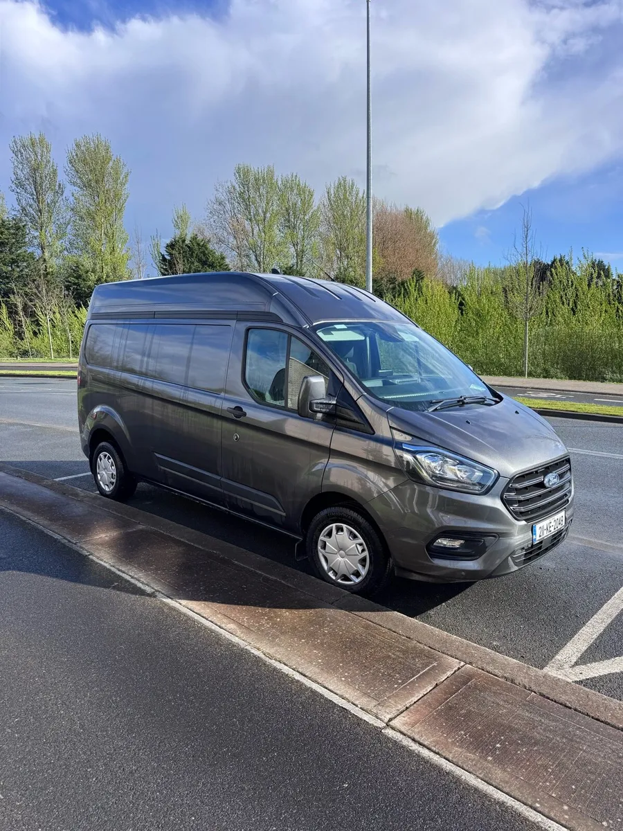 Ford Transit custom. LWB HIGH ROOF TOP SPEC - Image 1