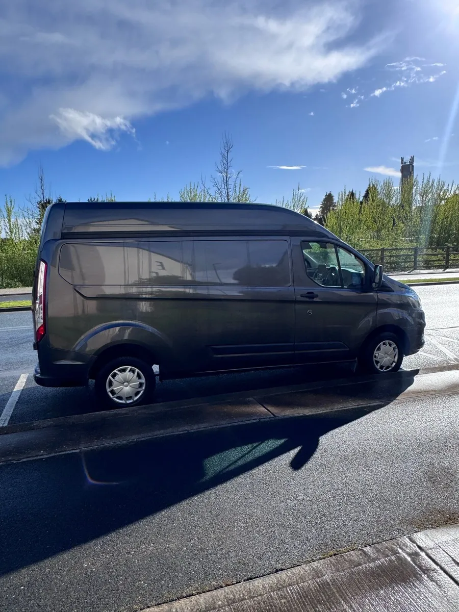 Ford Transit custom. LWB HIGH ROOF TOP SPEC - Image 4