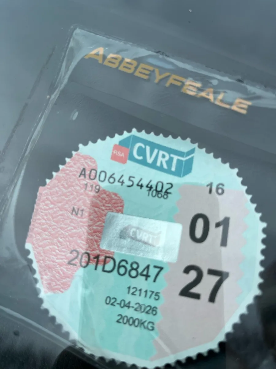 Peugeot partner 1.5d 201 reg new Cvrt mint con - Image 4