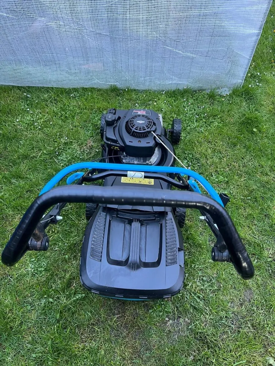 Lawnmower Briggs and Stratton - Image 2