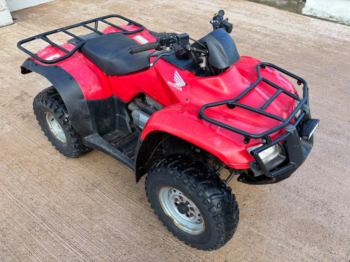 Honda 250 farm quad - Image 1