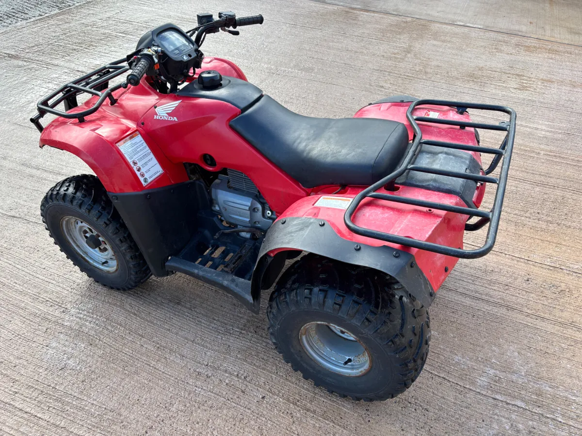 Honda 250 farm quad - Image 2