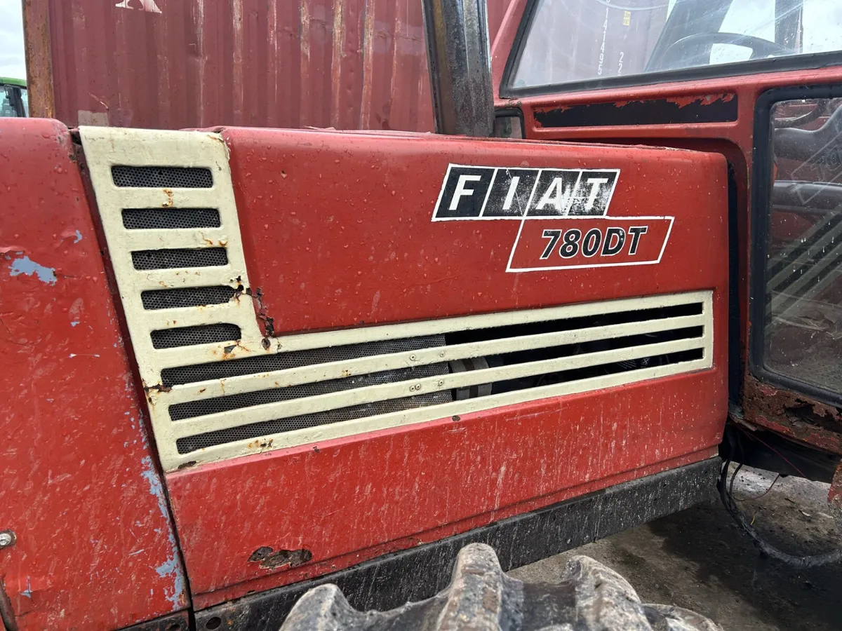 Fiat 4 Cylinder Side Panels - Image 1