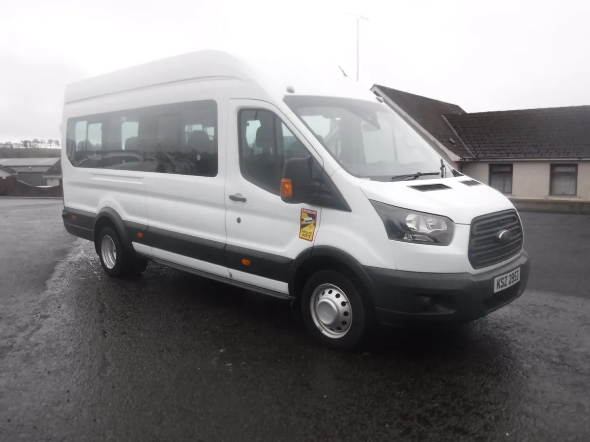 2017 Ford Transit 17 seater minibus, tacho,air con - Image 1