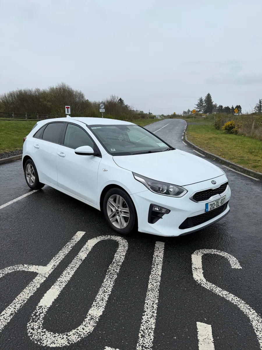 Kia Ceed - Image 1