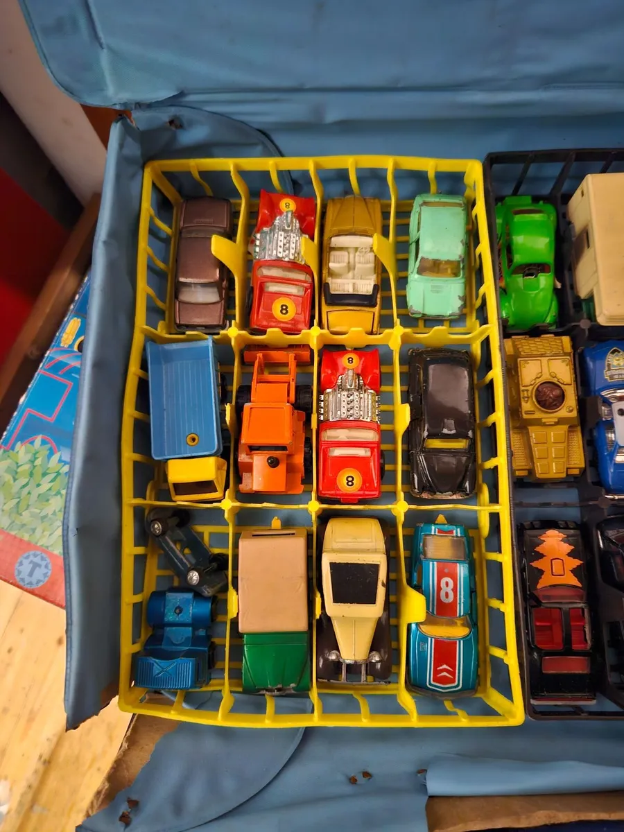 Matchbox Superfast Lot and Case 40 cars - Image 1