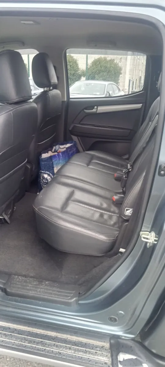 Isuzu Other 2015 - Image 2