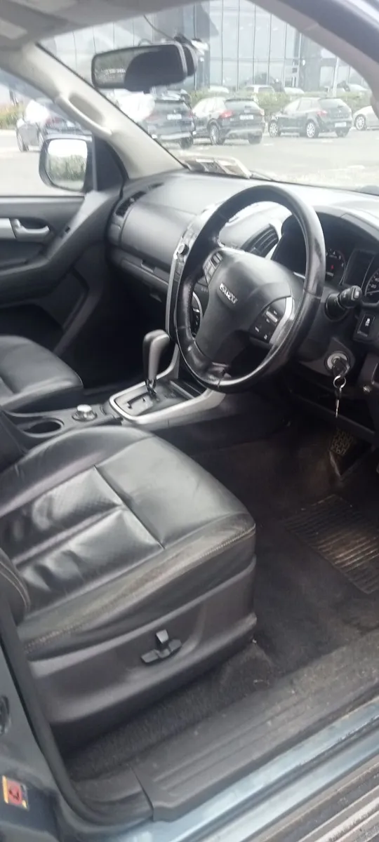 Isuzu Other 2015 - Image 4