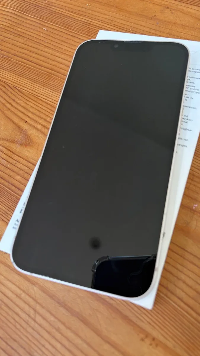 iPhone 13 - Image 3