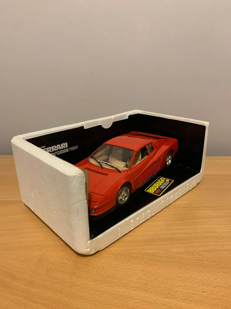 1984 Ferrari Testarossa 1/18 Burago Model Car - Image 2