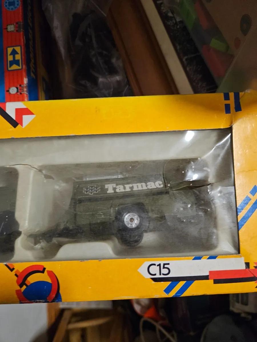 Corgi Tarmac Highway Maintaince Set - Image 3